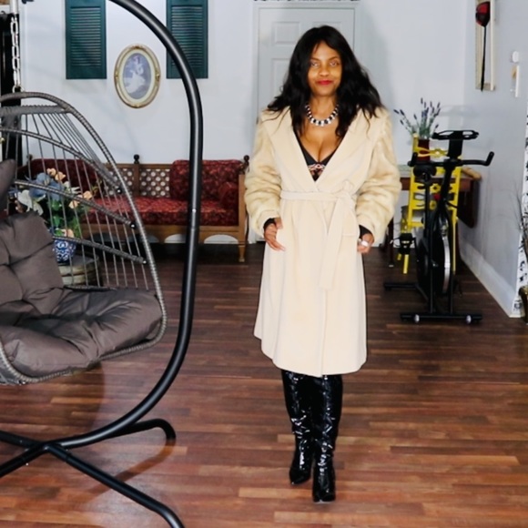 New Designer Full Length Calvin Klein Angora wool& white beige